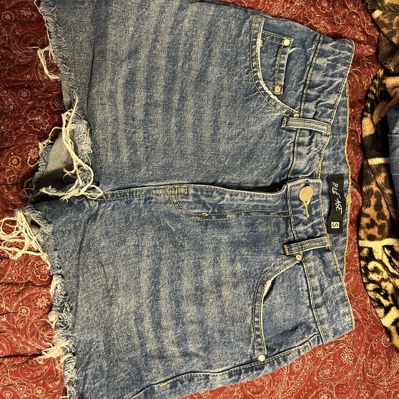 Jeans - Picture 2 of 12